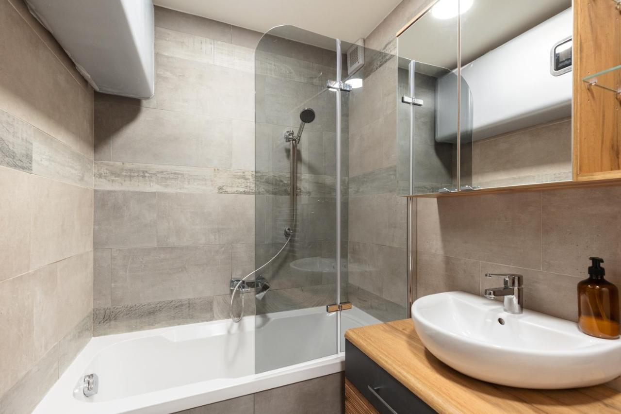 Kazinczy 10 Apartment With 3 Bedrooms Budapest Luaran gambar